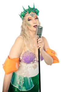 Shirley Knot the Siren - Debbie Bridge